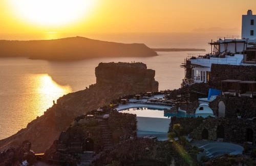 Imerovigli Hotel | Honeymoon Petra Villas