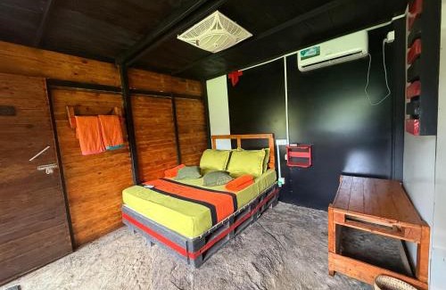 Udawalawa Hotel | hornbill river cottage udawalwa