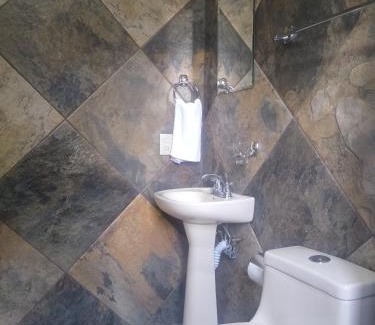 San Miguel Casa | Hospedaje Anayauhcalli