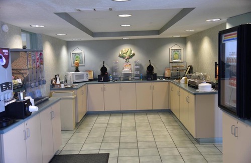 Union City Hotel | Hospitality House Union City I 69 / US 51