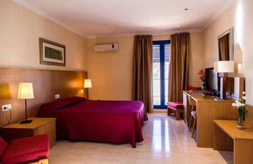 La Senia Casa | Hostal Casa Manolo