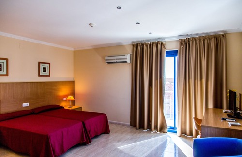 La Senia Casa | Hostal Casa Manolo