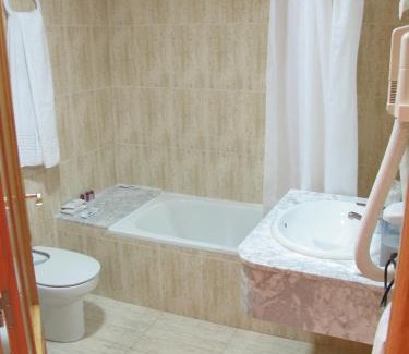 Crevillente Casa | Hostal Imperial