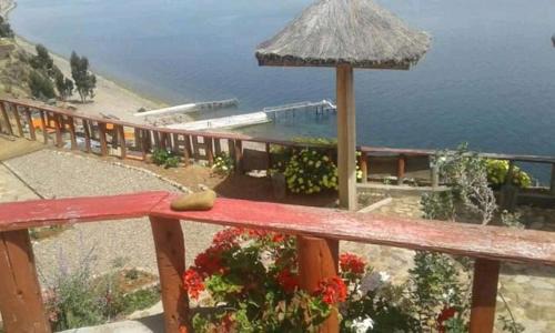 Moon Island Hotel | Hostal Qhana Pacha
