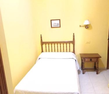 Sahagún Casa | Hostal Restaurante Yagual