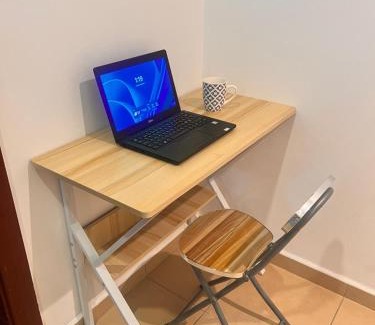 Dubai Marina Hostal | Hostel Resort VIP