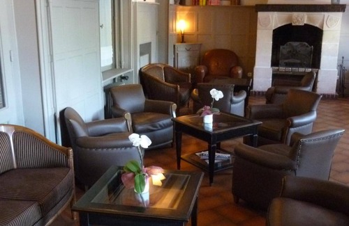 Royallieu Village Hotel | Hostellerie Du Royal Lieu