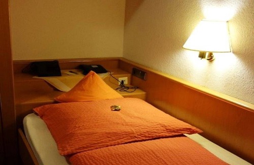 Wachenheim an der Weinstrasse Hotel | Hotel Goldbächel