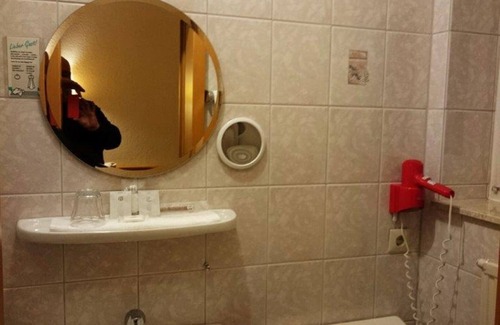 Wachenheim an der Weinstrasse Hotel | Hotel Goldbächel