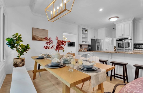 Stone Mountain Casa | Hot Tub/Fireplace/Pool Table+Ping Pong/Kids Playroom