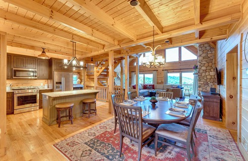 Vein Mountain Cabina | Hot Tub & Game Room: Spacious Nebo Cabin!