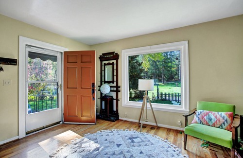 Grass Valley Casa | ★Hot Tub ֎ Large Garden ֎ Treehouse ֎