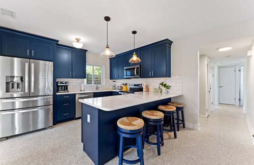 Tropic Casa | Hot Tub / Luxury Design / Beach / Melbourne