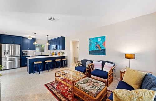 Tropic Casa | Hot Tub / Luxury Design / Beach / Melbourne