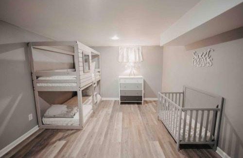 Lexington Casa | Hot Tub, Pool table, Sleeps 10