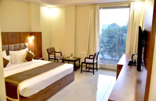 Jagatpura Hotel | Hotel Aarna