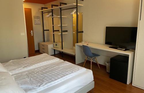 Torri del Benaco Hotel | Hotel Al Caval