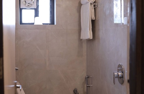 Nagpur Hotel | HOTEL AL ZAM ZAM