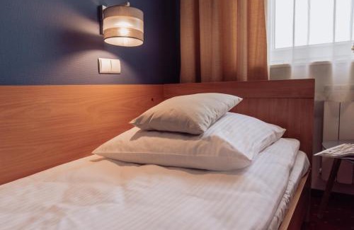 Przemysl Hotel | Hotel Albatros