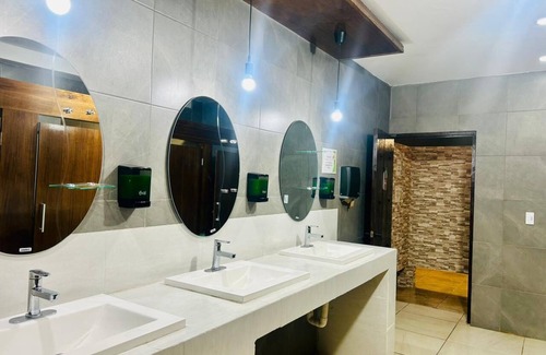 Ocampo Hotel | Hotel Andrews Express
