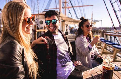 Centrum Alquiler De Eote | Hotel Barken Viking