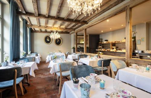 Historical Center Bruges Hotel | Hotel Biskajer by CW Hotel Collection - Adults Only