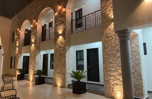Bernal Hotel | Hotel Blanquita
