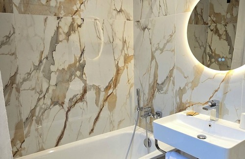Quartier Sainte-Marguerite Hotel | Hotel Camelia Nation