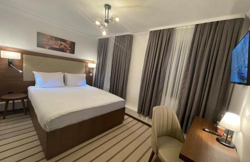 Hallbergmoos Hotel | Hotel Casa Andalucia