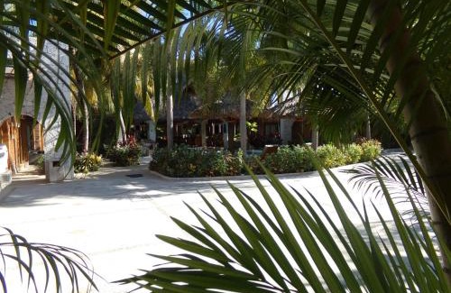 La Poza Hotel | Hotel Casa de Lirio Diamante