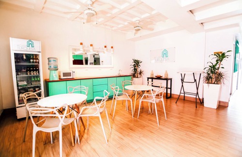 Flores Hotel | Hotel Casa Turquesa