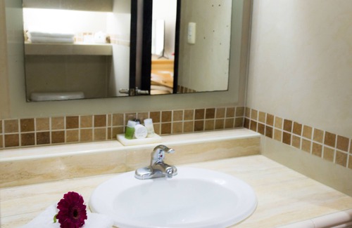 Lázaro Cárdenas Hotel | Hotel Casablanca