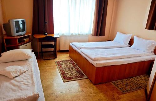 Targu Secuiesc Hotel | Hotel Christine