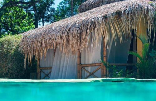 Parrita Hotel | Hotel Clandestino beach resort