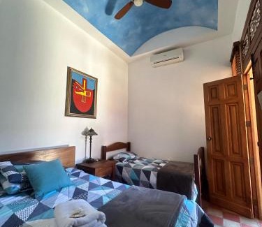 Granada Hotel | Hotel Colonial Victonella