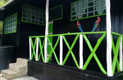 Puerto Narino Casa | Hotel con muy buena ubicación próximo al centro de Puerto Nariño.