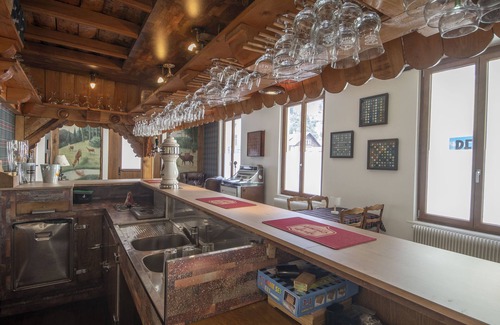 Bussang Casa | Hotel converted into a group B&B with 20 rooms and 18 bathrooms
