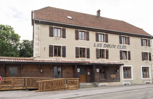 Bussang Casa | Hotel converted into a group B&B with 20 rooms and 18 bathrooms
