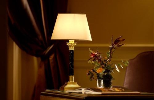 Historic Center Hotel | Hotel Corona d'Oro 1890