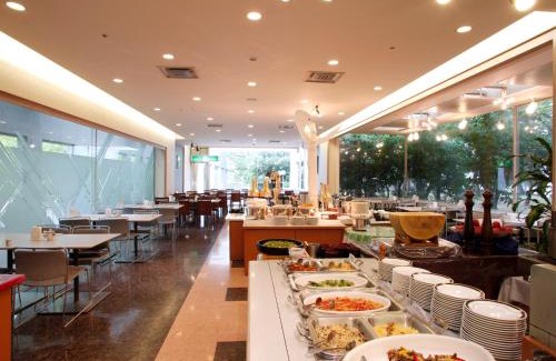 Yahatanishi Hotel | Hotel Crown Palais Kitakyushu