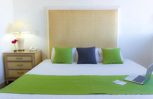 Lázaro Cárdenas Hotel | Hotel de Casa Blanca