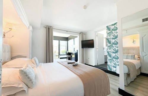 Cannes City Centre Hotel | Hotel De Provence