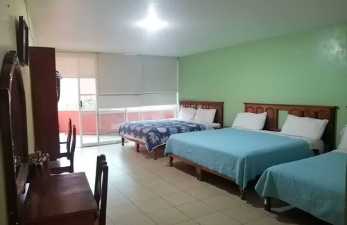 Martínez de La Torre Hotel | Hotel del Angel Inn
