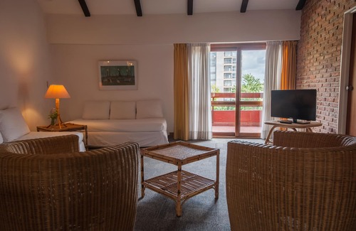 Pinamar Hotel | Hotel Del Bosque