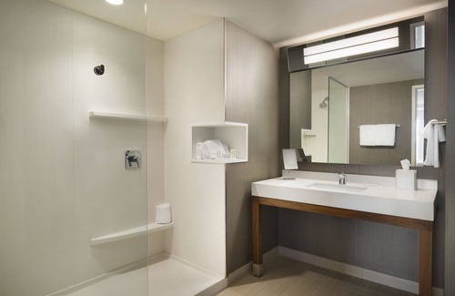 Cold Lake Hotel | Hotel Dene & Conference Centre