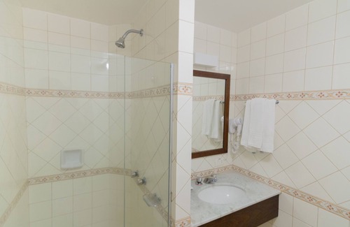 Regiao do lago Hotel | Hotel Deville Express Cascavel