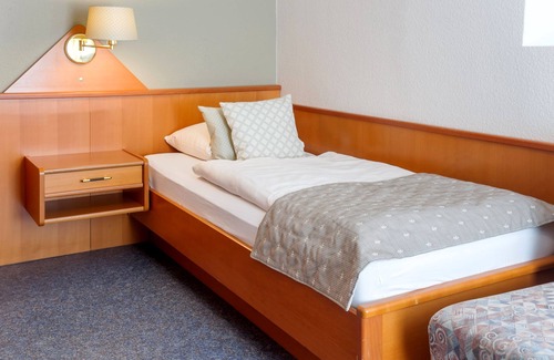 Wallendorf-Pont Hotel | Hotel Dimmer