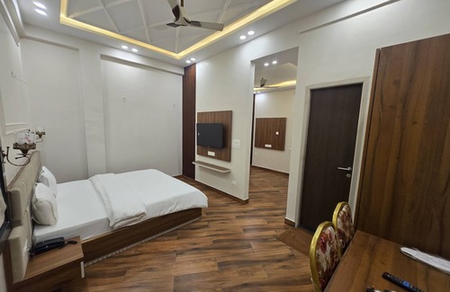 Sehmalpur Hotel | Hotel Divine Banaras