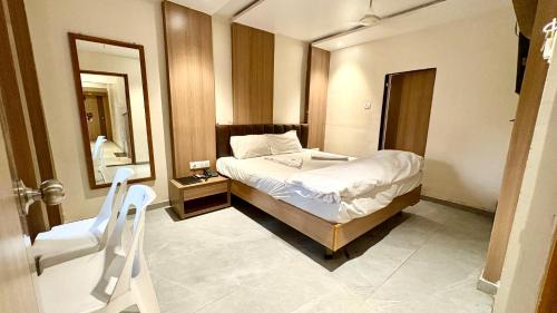 Nerul Cabina | Hotel Dwani Palace