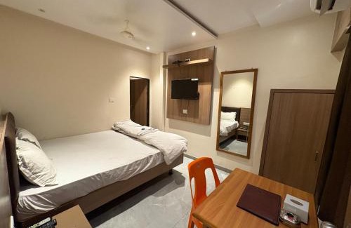 Nerul Cabina | Hotel Dwani Palace